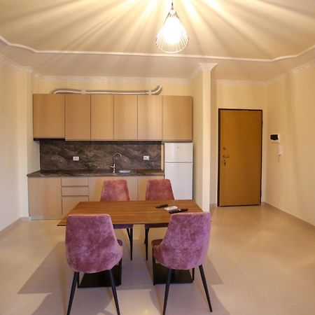 Oasis Residence Vlorë Εξωτερικό φωτογραφία