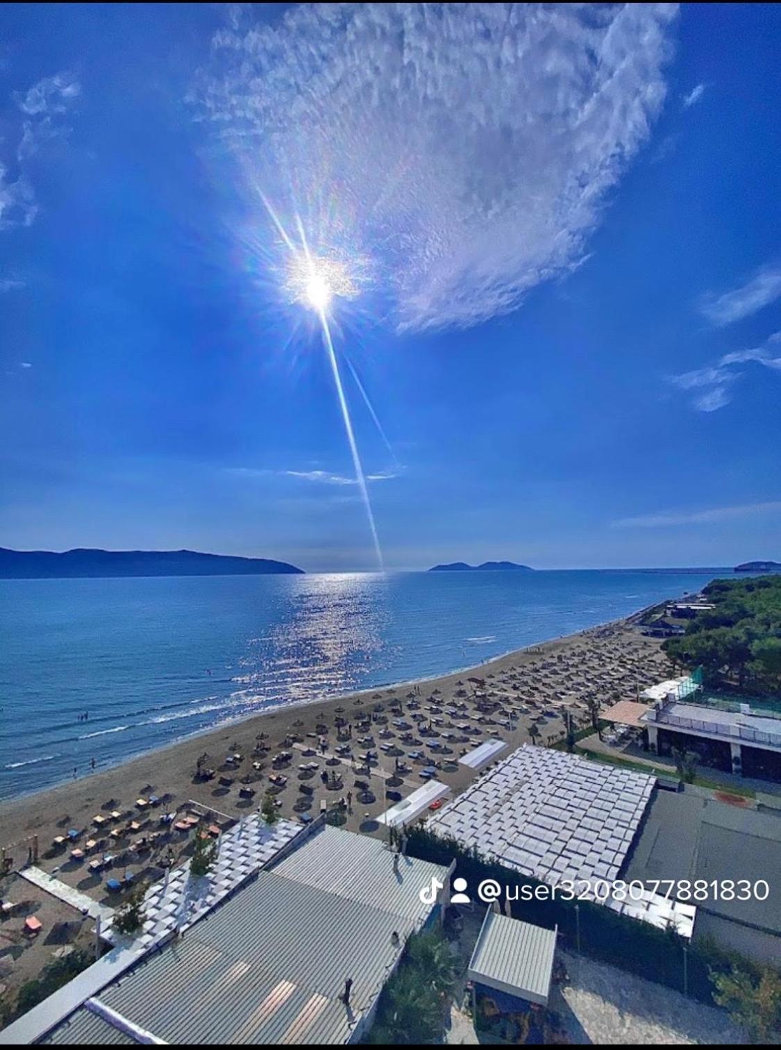 Oasis Residence Vlorë Εξωτερικό φωτογραφία