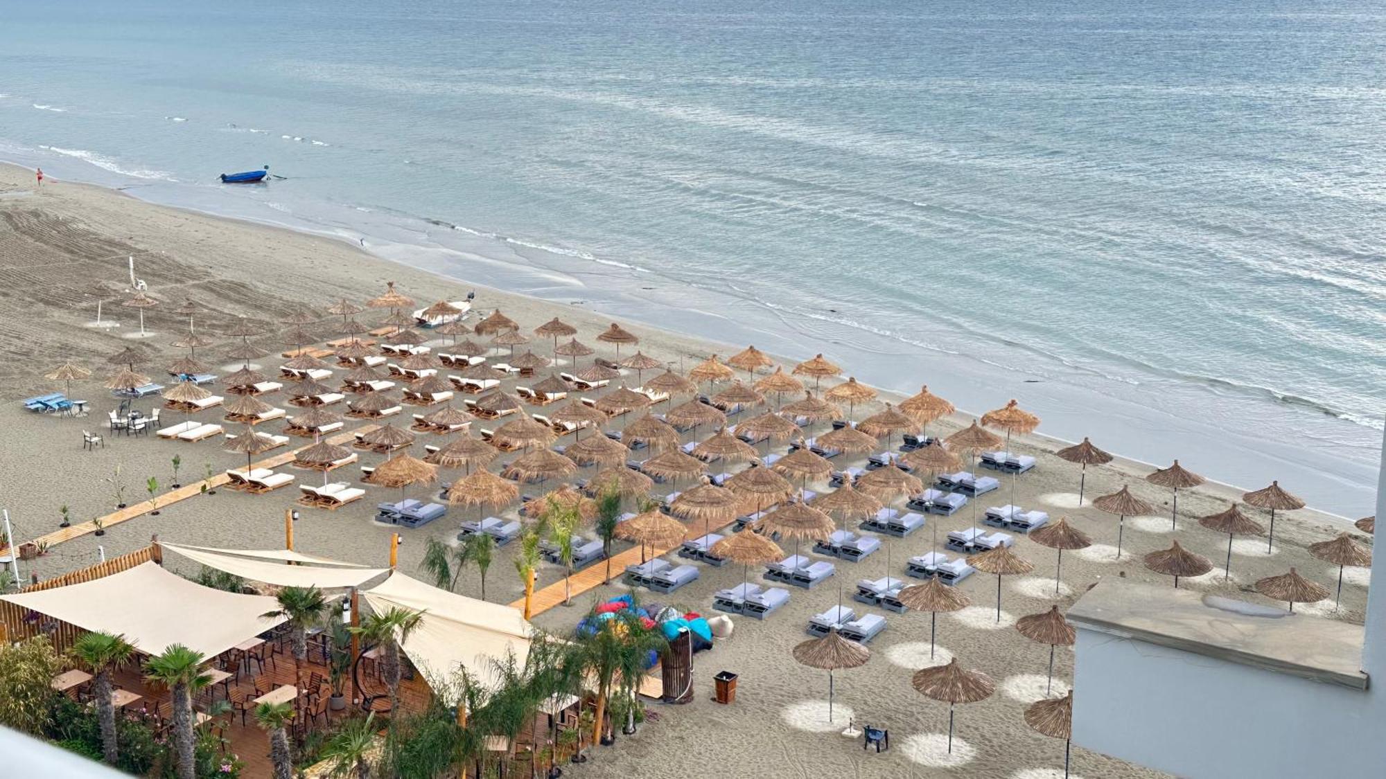 Oasis Residence Vlorë Εξωτερικό φωτογραφία
