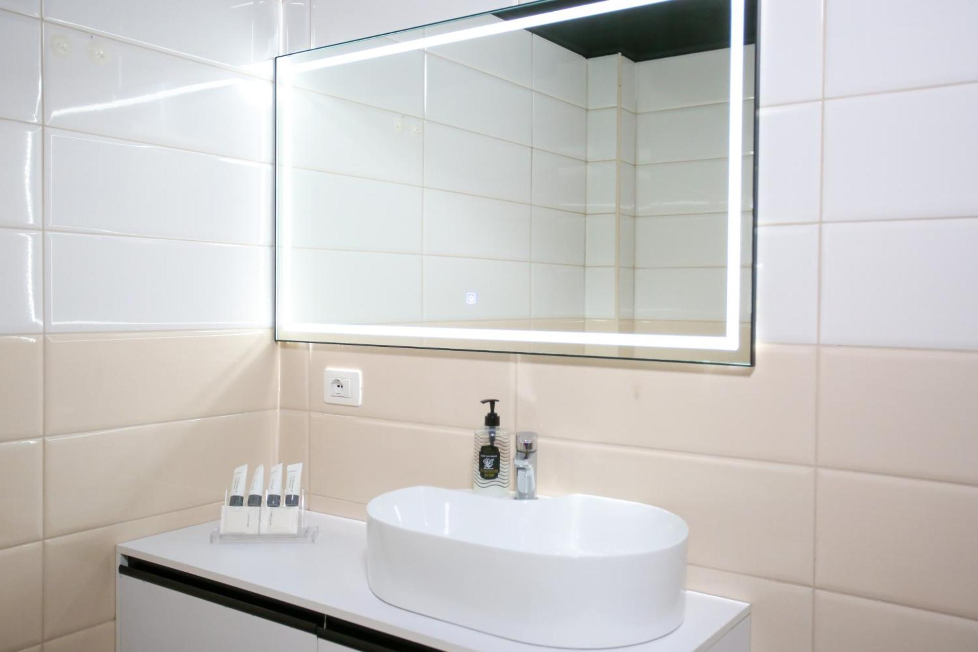 Oasis Residence Vlorë Εξωτερικό φωτογραφία