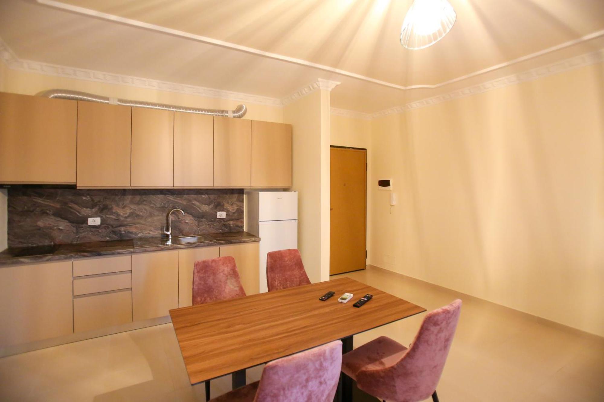 Oasis Residence Vlorë Εξωτερικό φωτογραφία